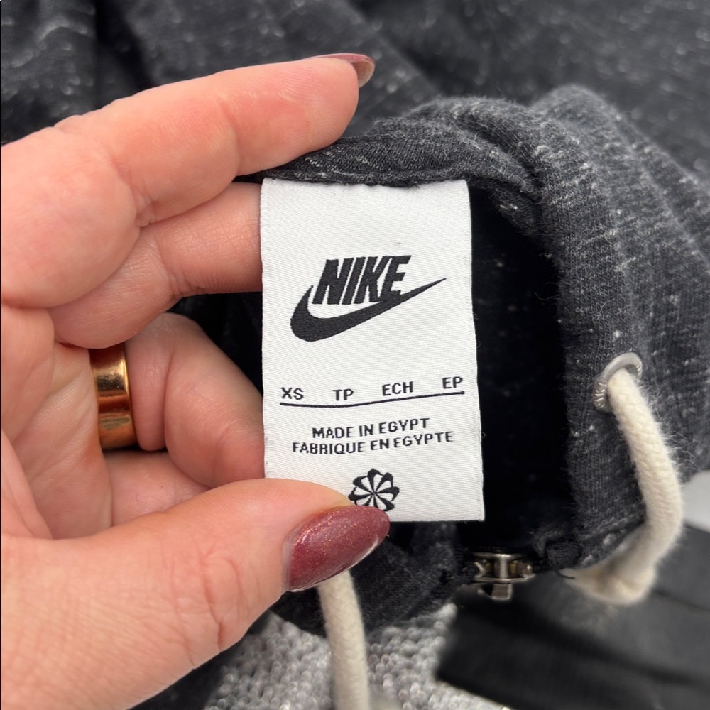 Nike Sportswear Gym Vintage Full-Zipper Hoodie - Picture 6 of 7